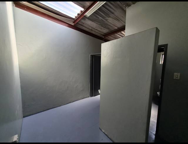 263M² WAREHOUSE TO LET IN WADEVILLE